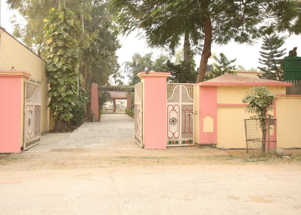 The Karnal Resort Ngoại thất bức ảnh