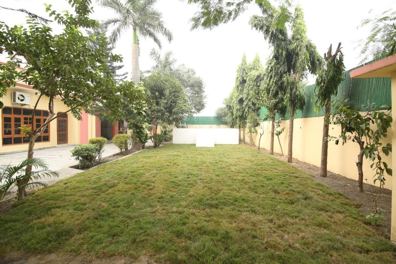 The Karnal Resort Ngoại thất bức ảnh