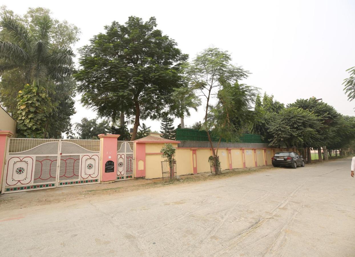 The Karnal Resort Ngoại thất bức ảnh