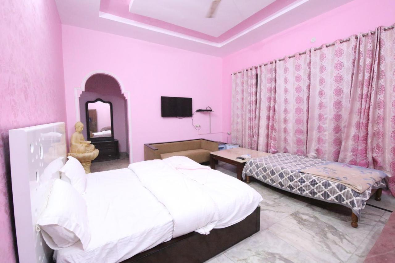 The Karnal Resort Ngoại thất bức ảnh